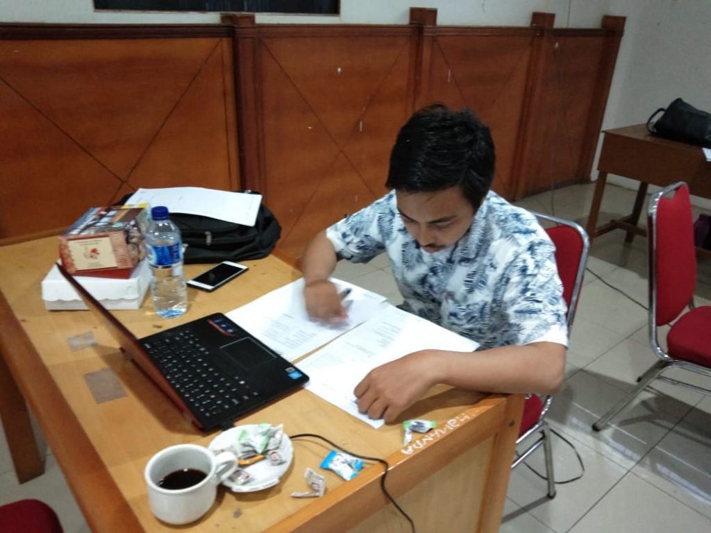 Akhiri Tahun dengan Membaca Pembaca